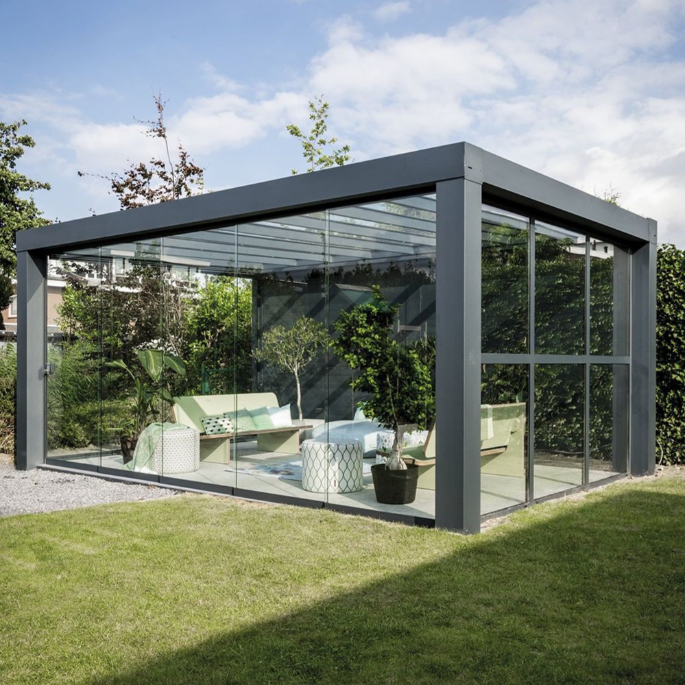 Moderne Freistehende Alu Überdachung terrasse Glasschiebewände CUBE Gartenzimmer KaltWintergarten