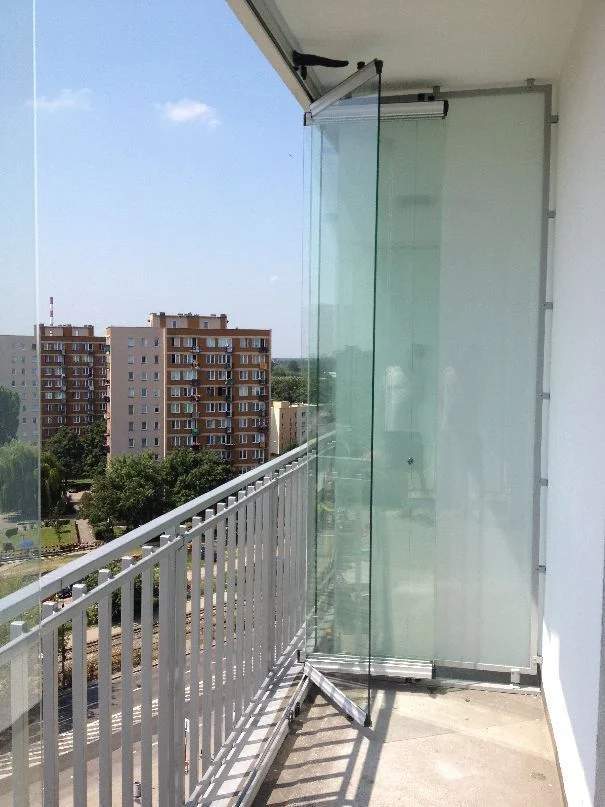 стеклянный балкон 12